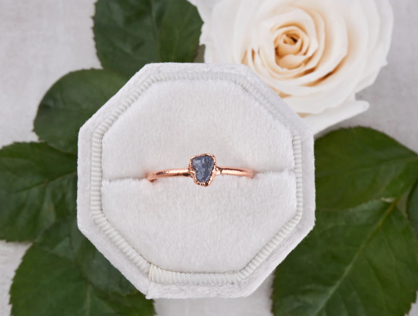 Abyss - Raw sapphire ring