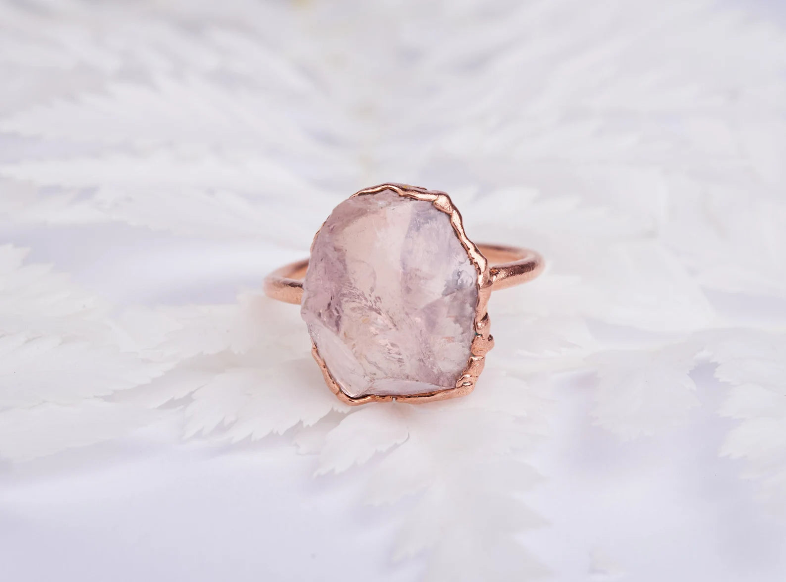 Raw Rose Quartz ring | Lotus