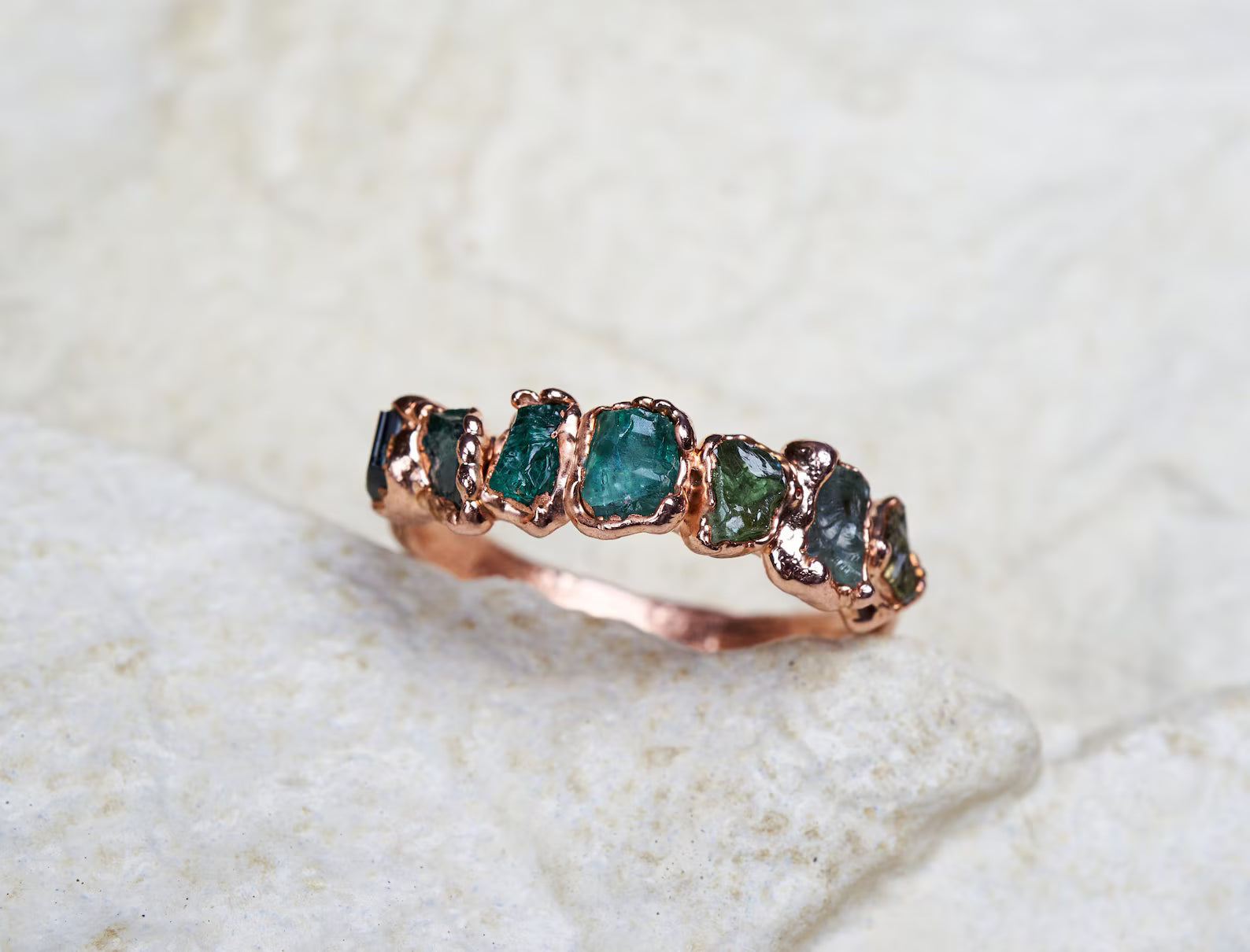 Green gemstone ring | Mila