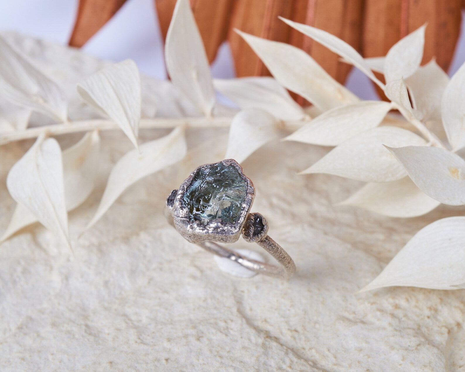 READY TO SHIP in US size 6 - Raw aquamarine and diamond ring