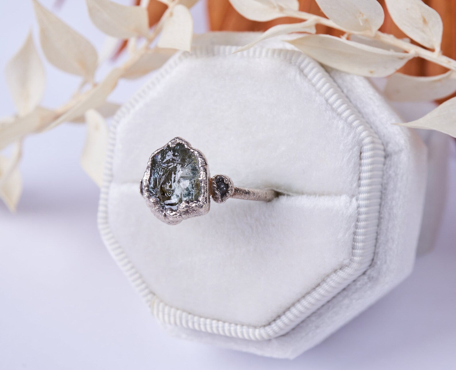 READY TO SHIP in US size 6 - Raw aquamarine and diamond ring
