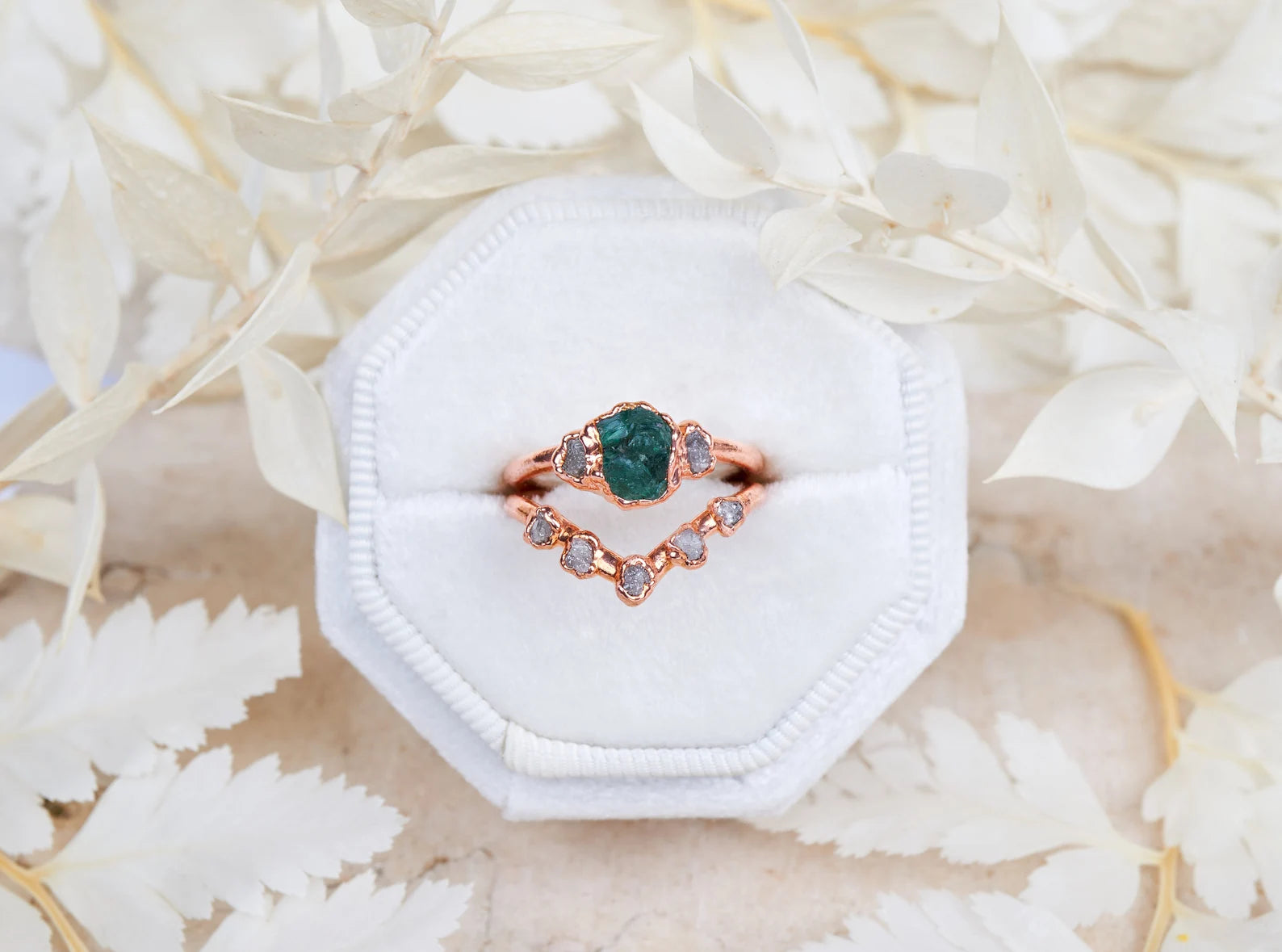 Emerald and Diamond engagement ring set | Leah