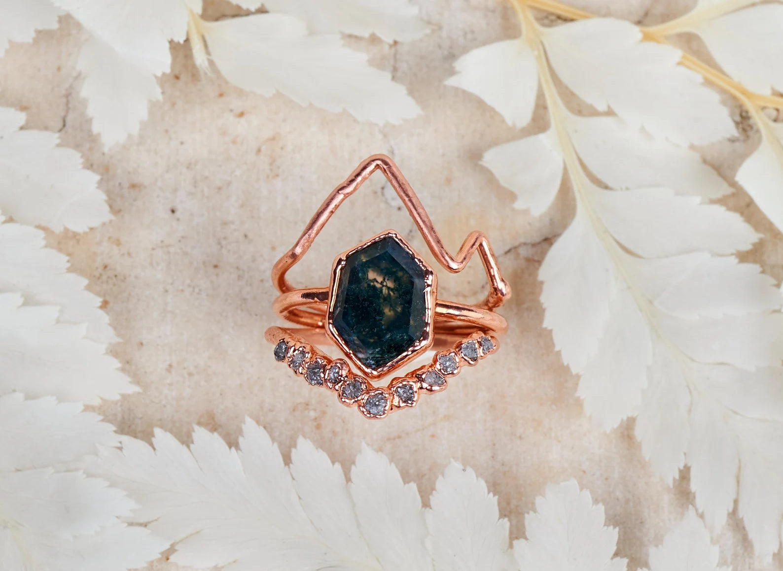 Moss Agate wedding ring | Priscilla