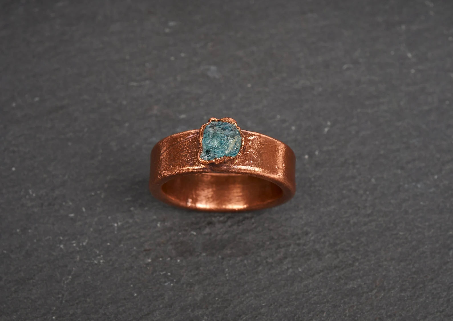 Mens aquamarine wedding band | Milo
