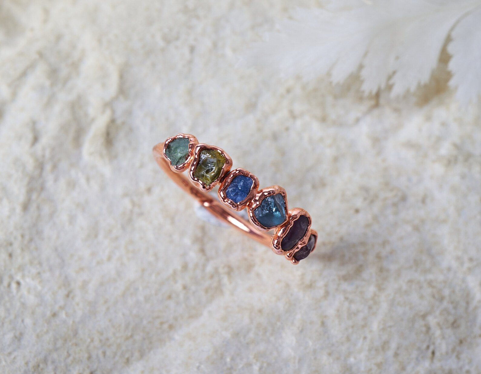 Rainbow sapphire ring | Iris