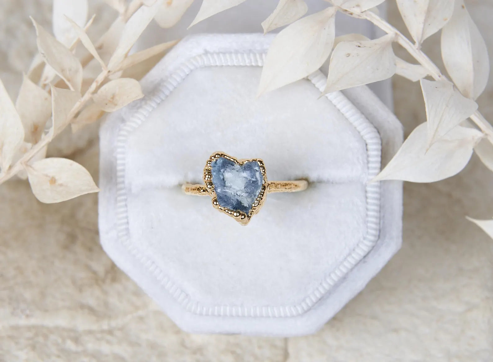 Raw Aquamarine ring | Siren