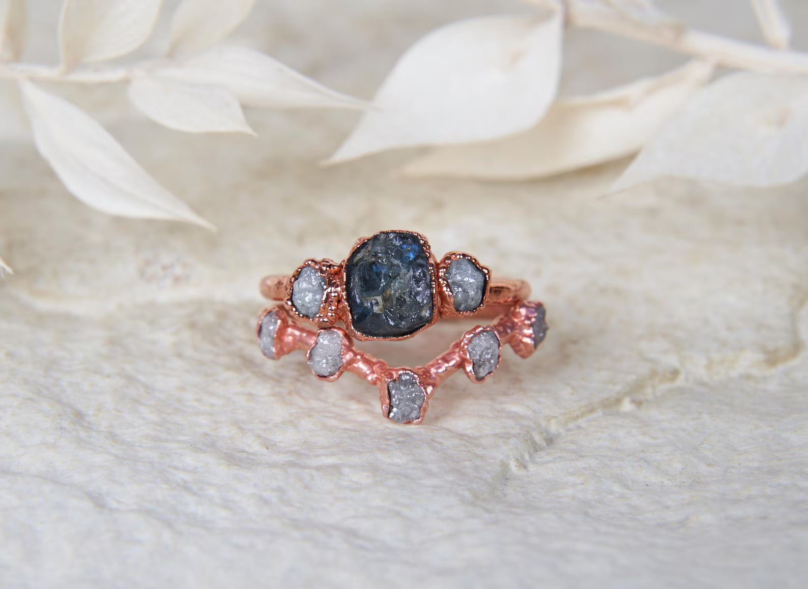 Engagement rings alexandrite & diamond | Greta