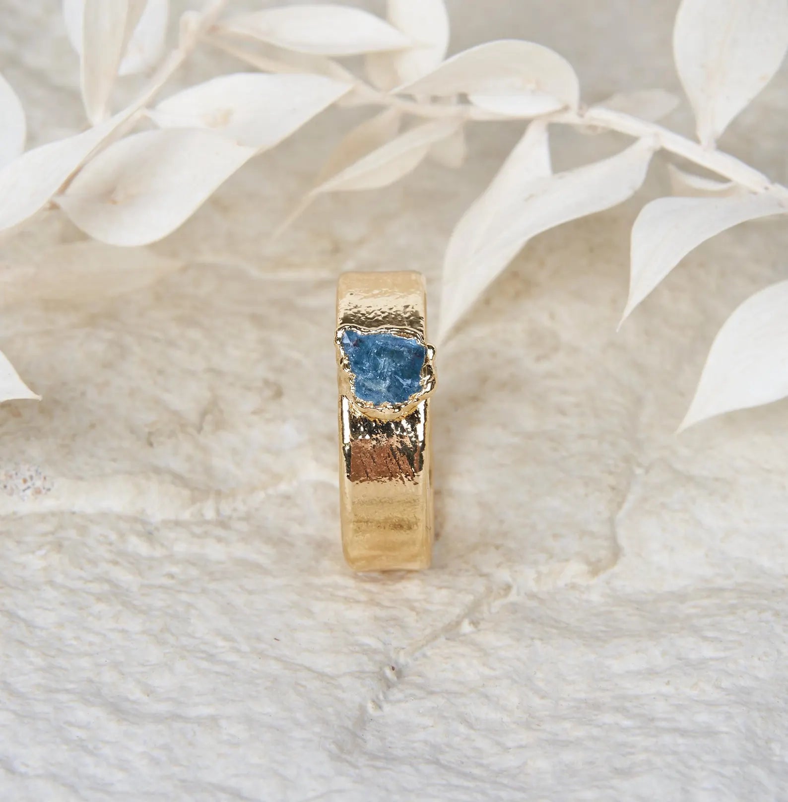 Mens aquamarine wedding band | Milo