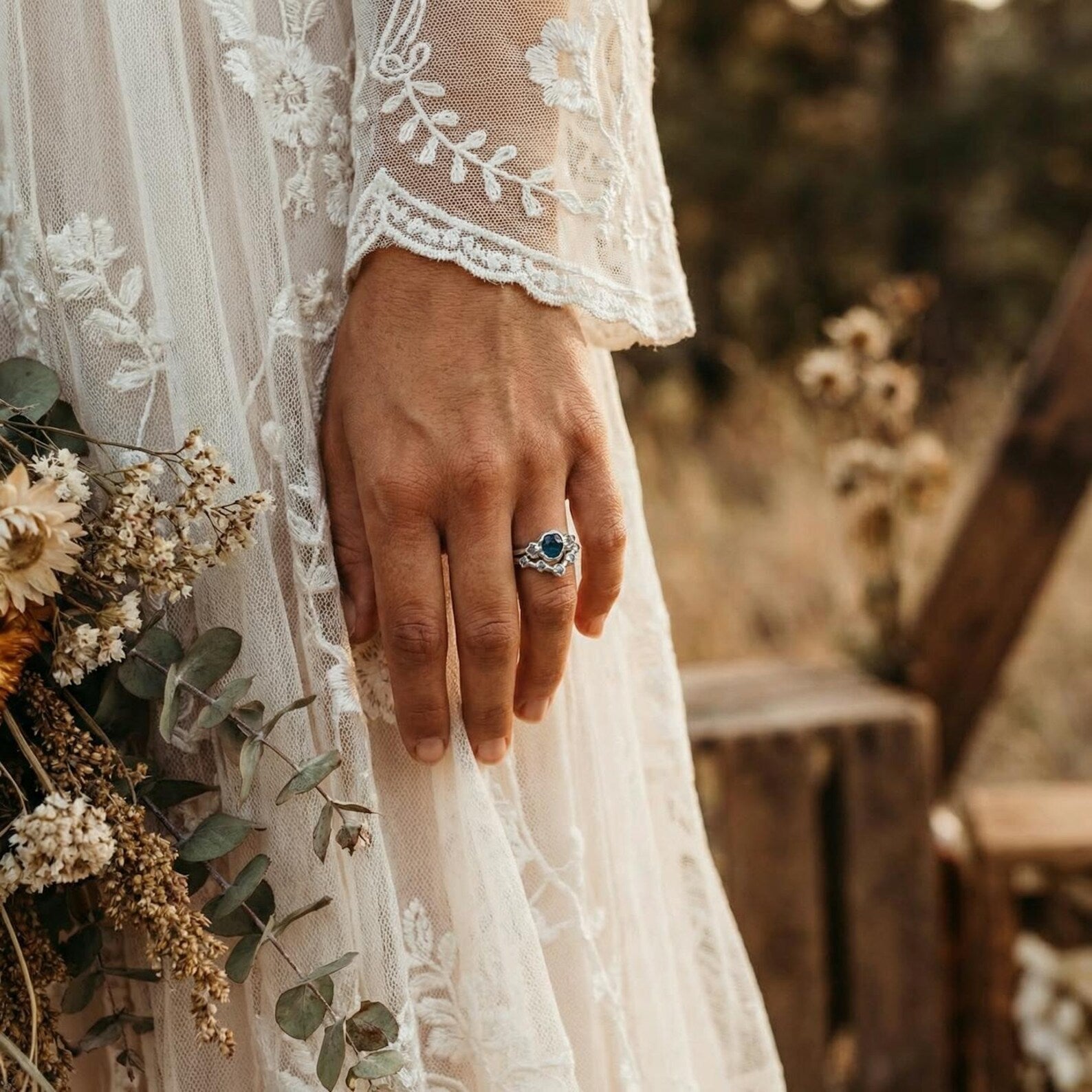 Diamond and sapphire wedding set | Ophelia