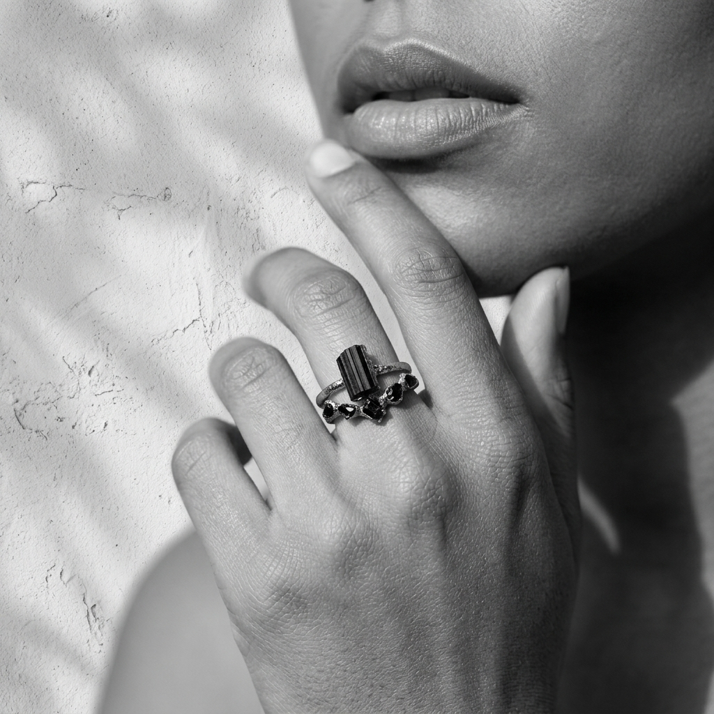 Black Tourmaline ring | Octavia