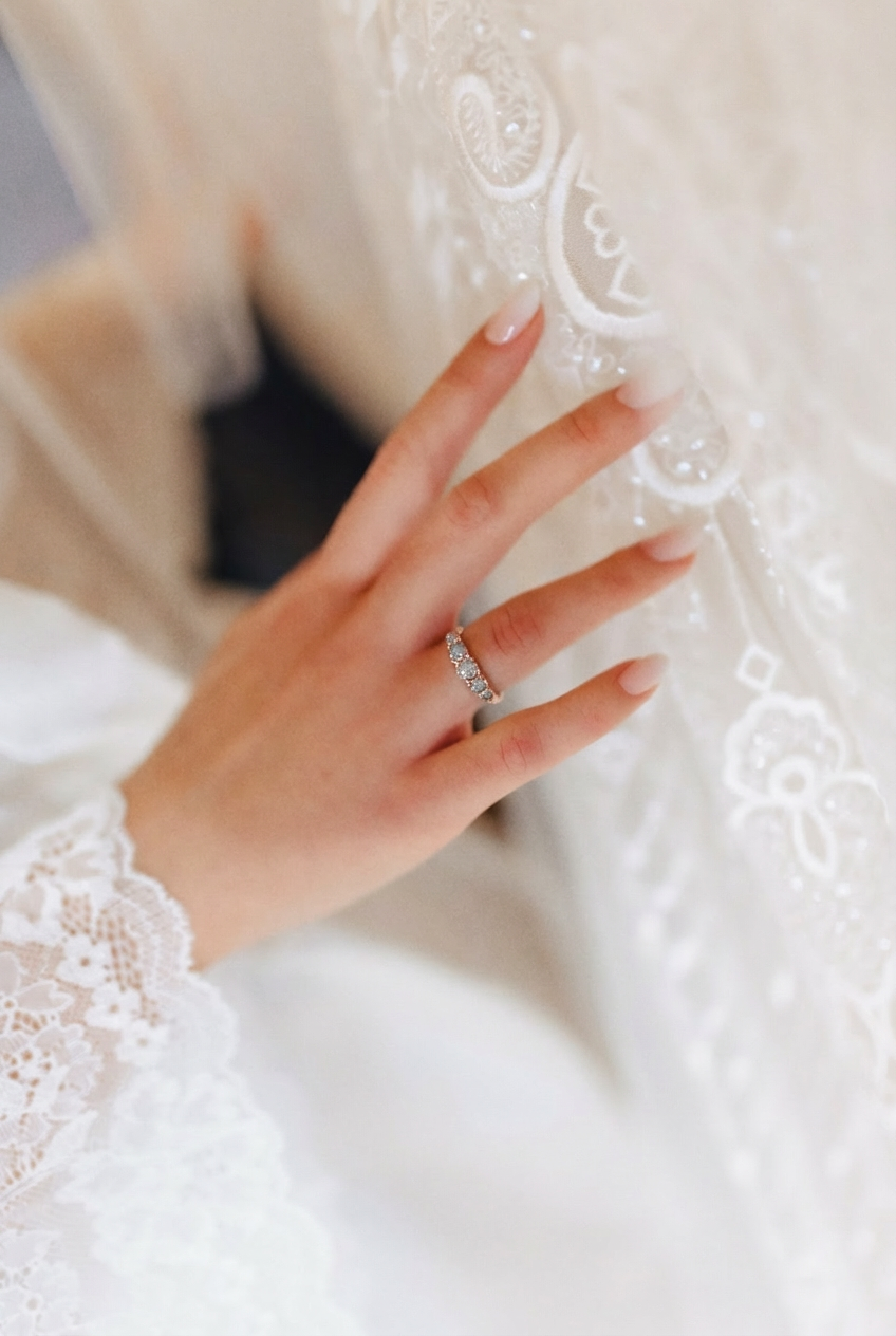 Five stone diamond ring | Ella