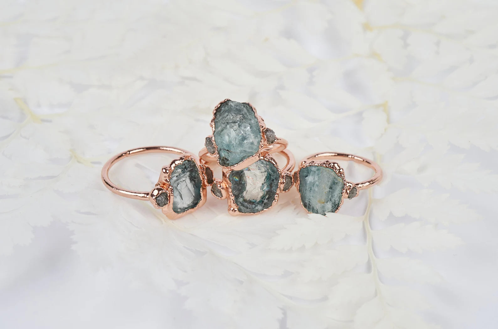 Raw aquamarine and diamond ring | Calypso