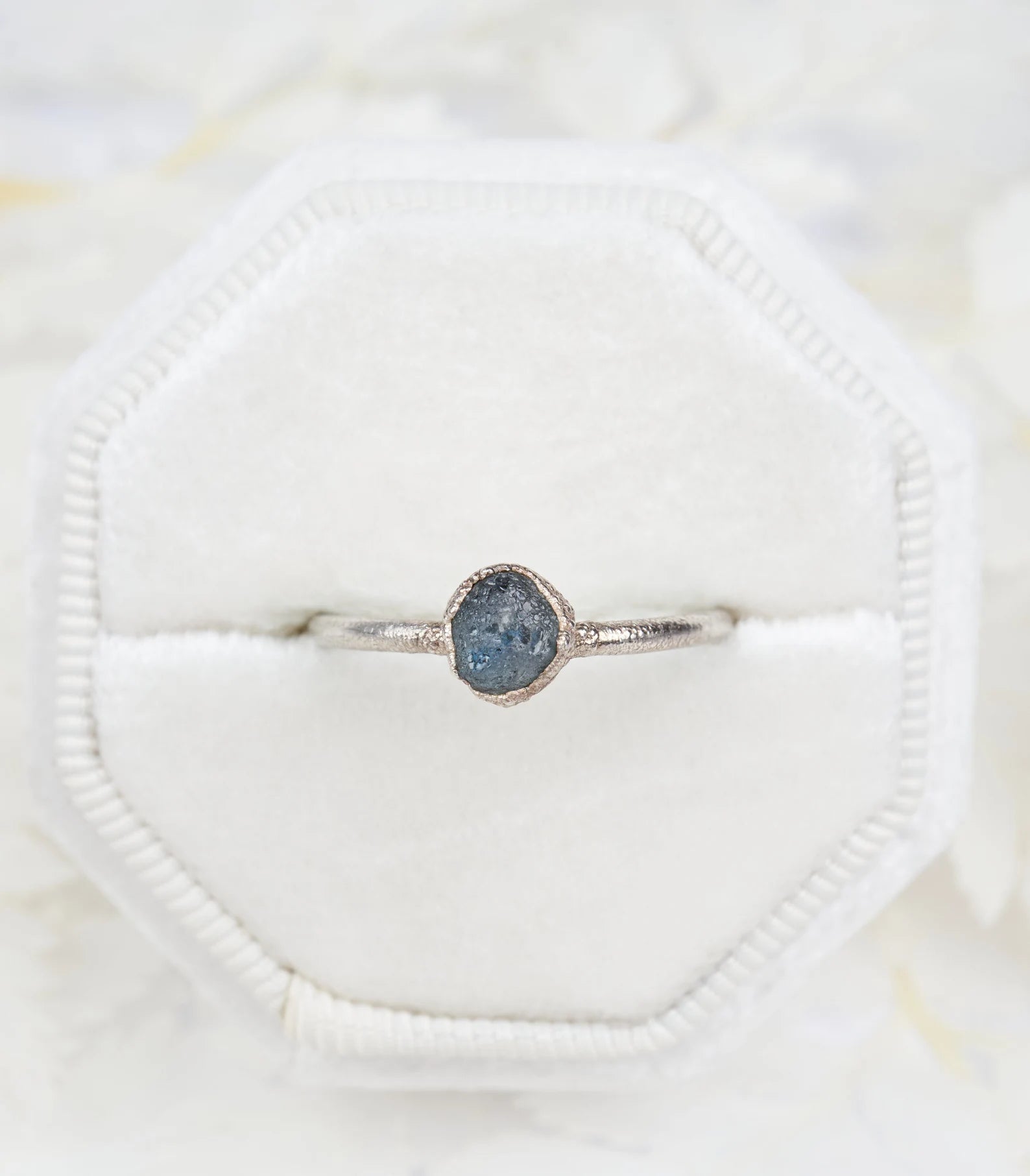 READY TO SHIP in US size 7.5 | Raw Montana Sapphire ring