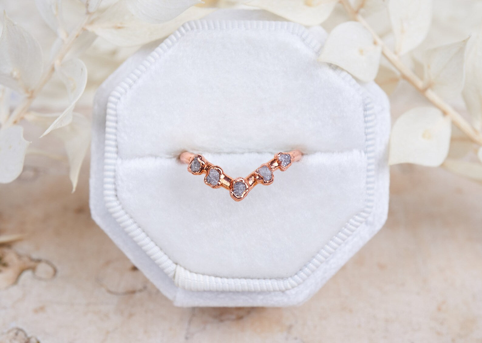 Chevron diamond ring | Vita