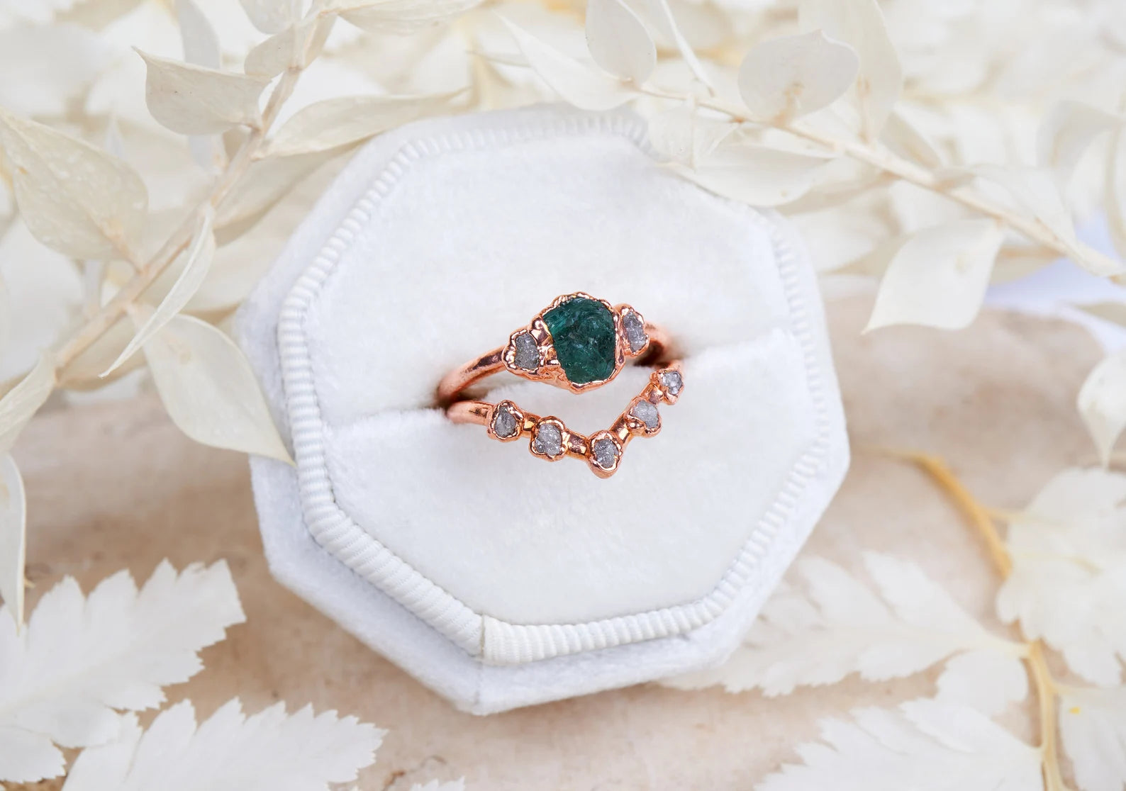 Emerald and Diamond engagement ring set | Leah