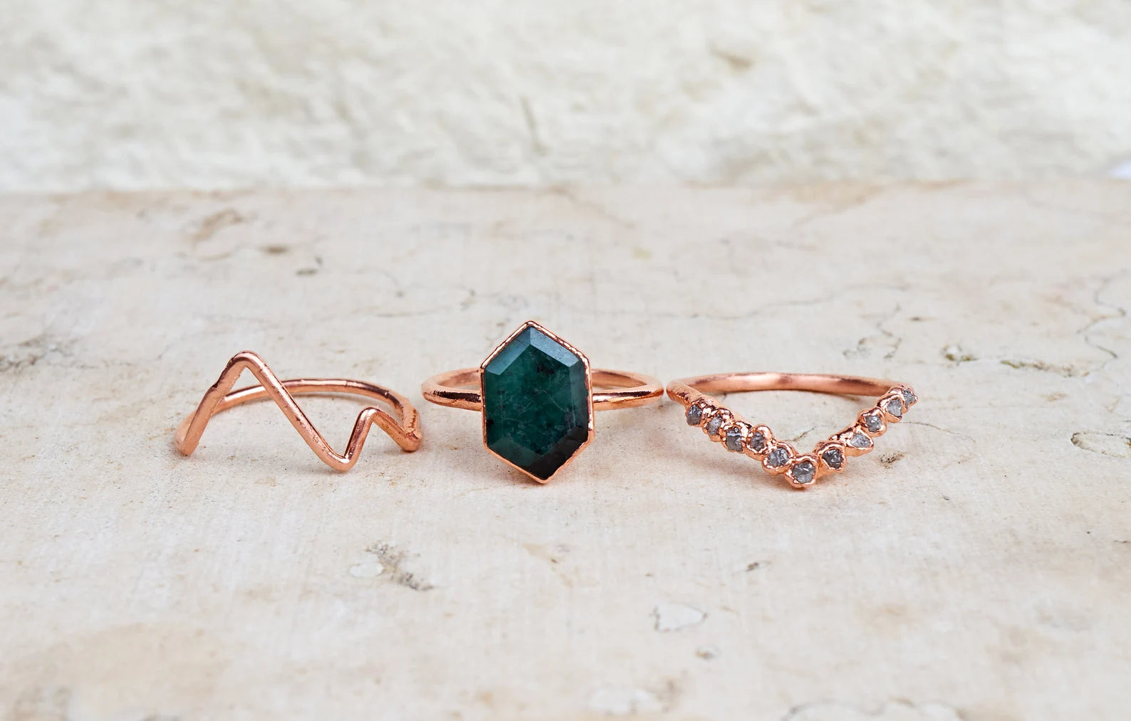Emerald wedding ring sets | Kamilah