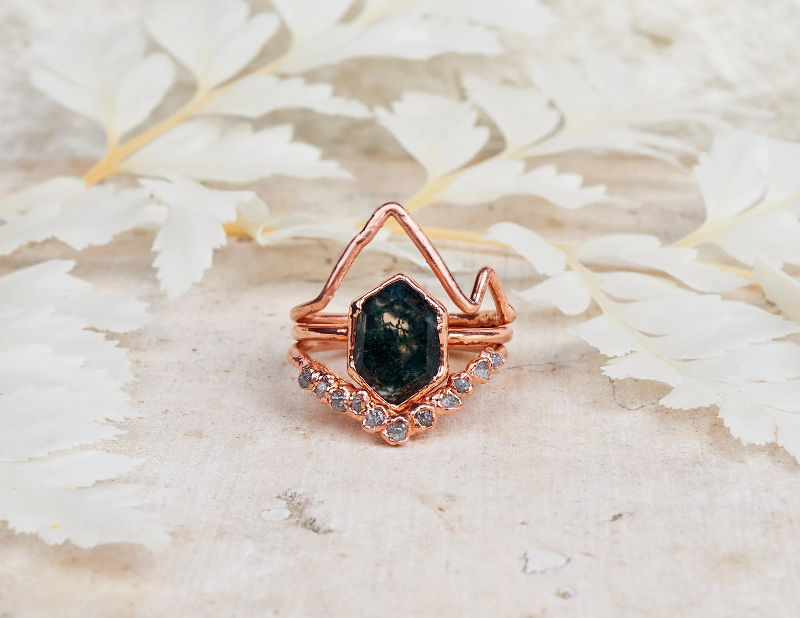 Moss Agate wedding ring | Priscilla