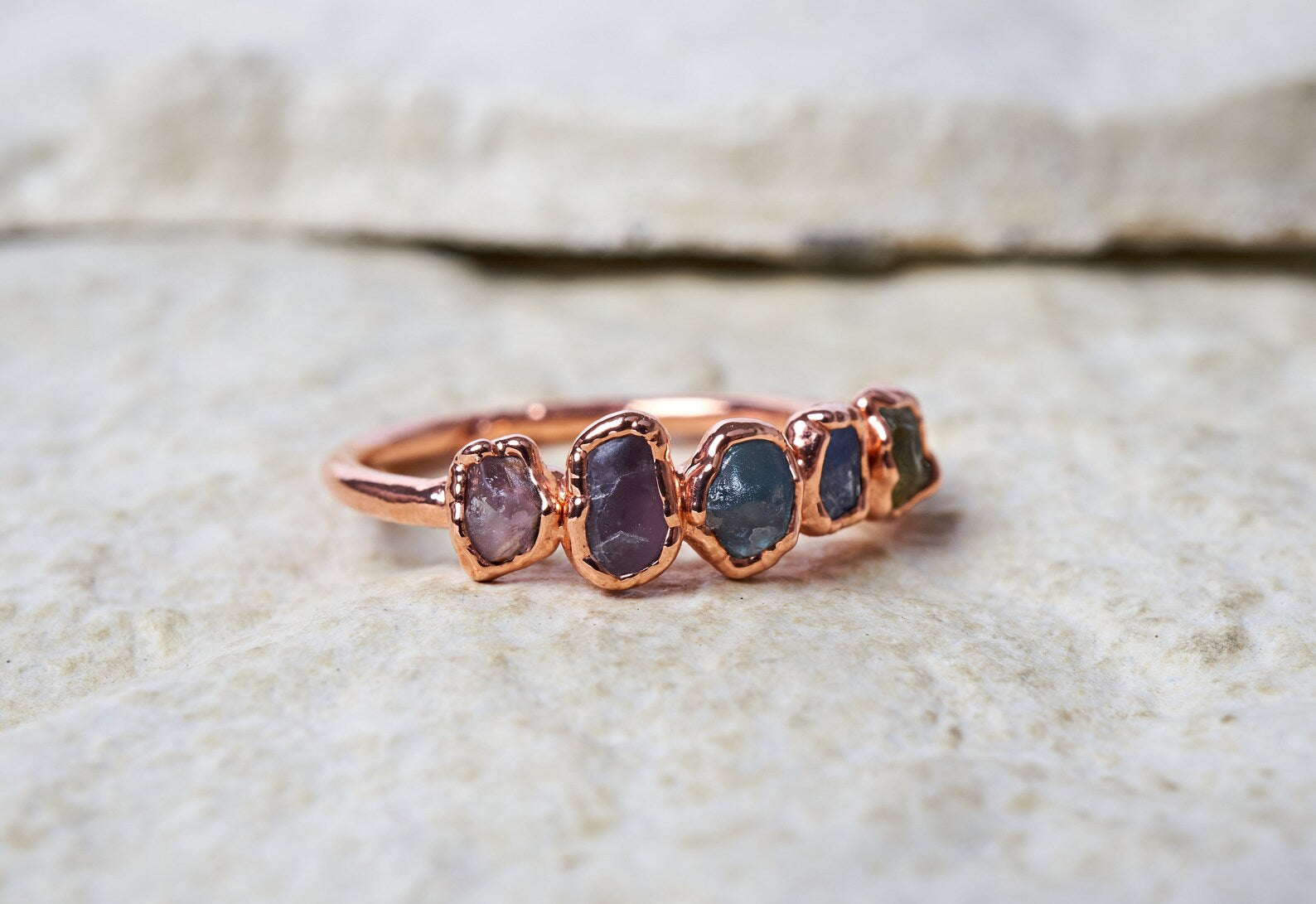Rainbow sapphire ring | Iris