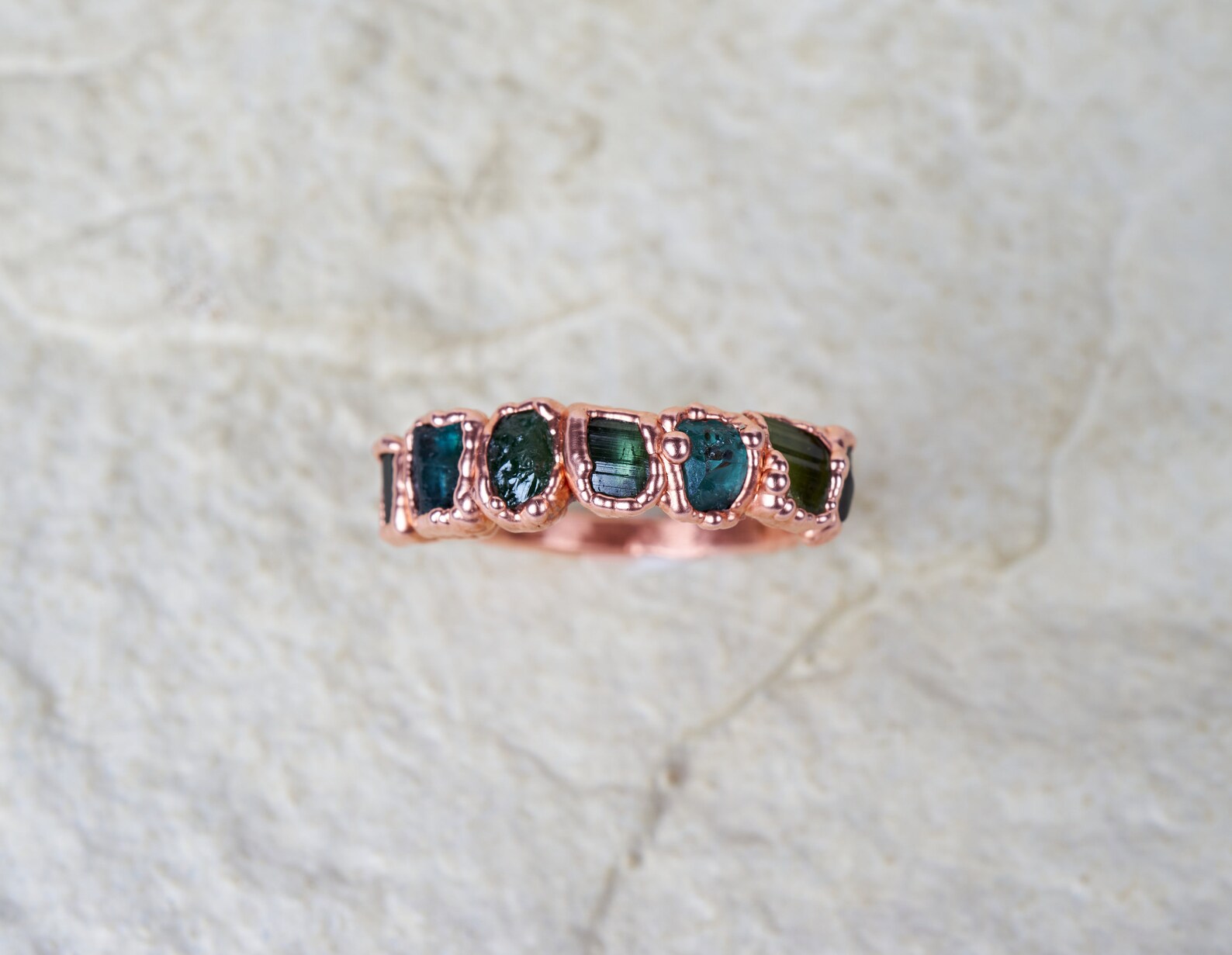 Green gemstone ring | Mila