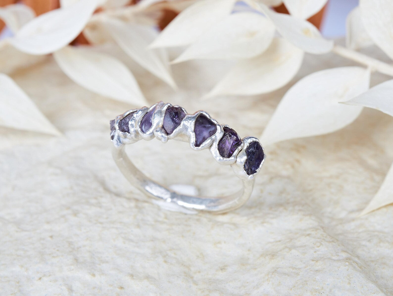 Purple stone rings ombre | Vivian