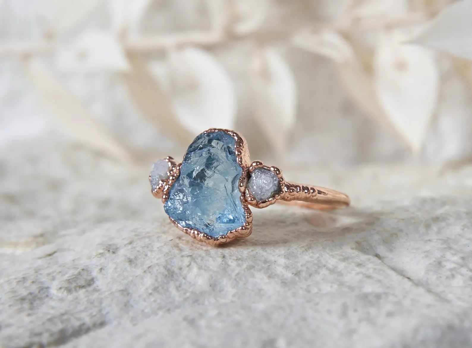 Raw aquamarine and diamond ring | Calypso
