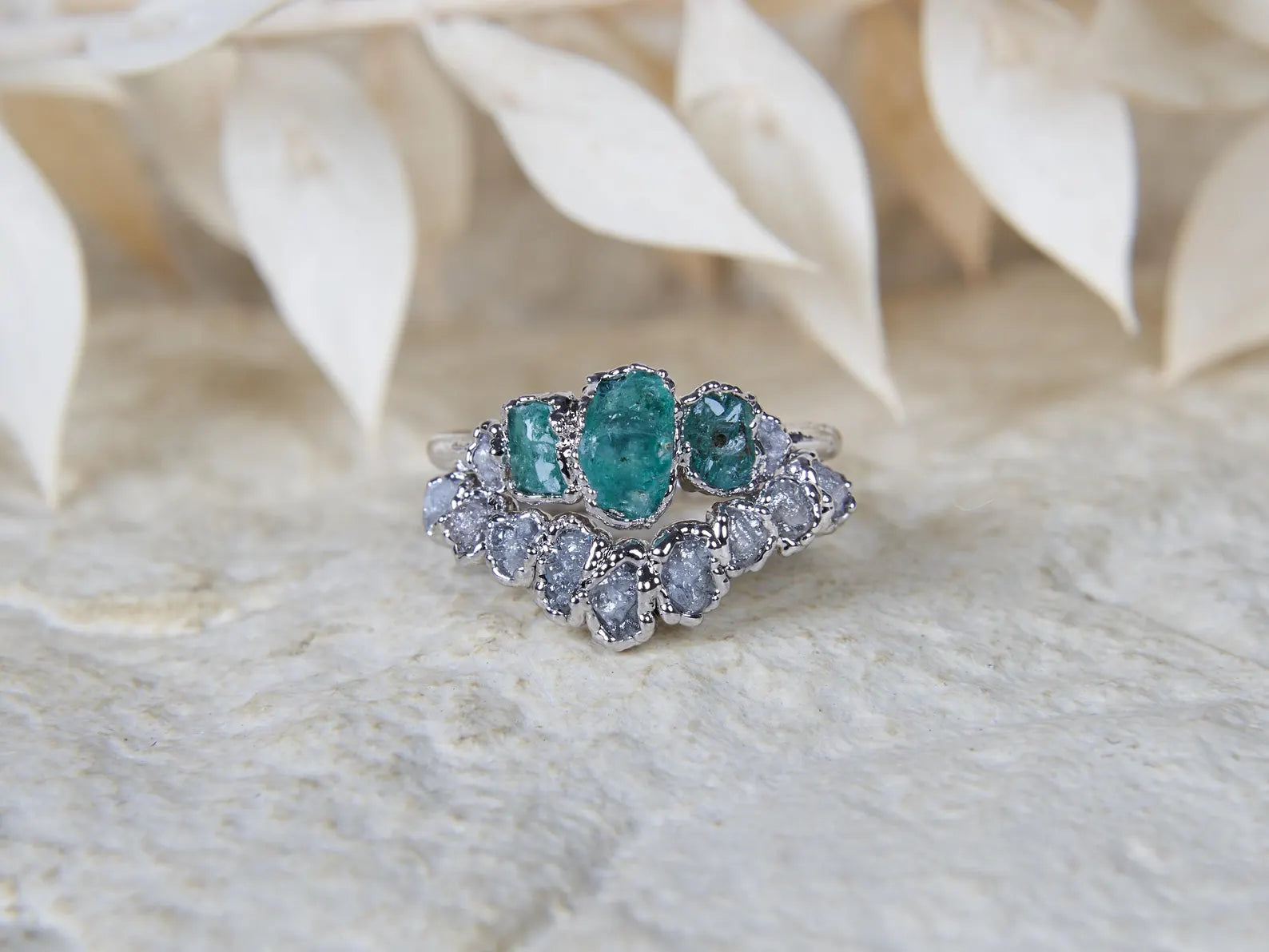 Emerald engagement ring set | Jamila