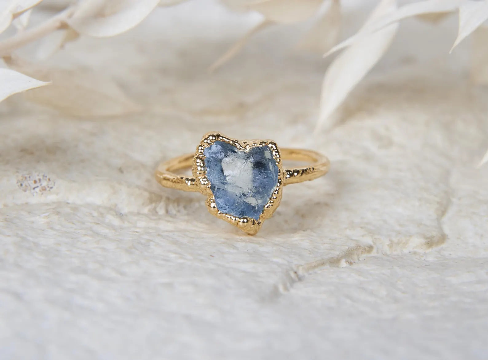 Raw Aquamarine ring | Siren